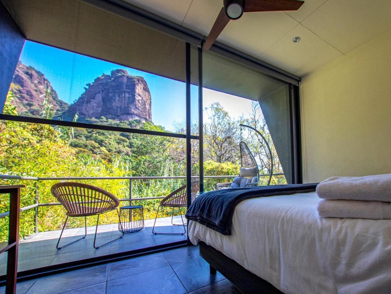 Bajo La Montana Hotel Tepoztlan Luaran gambar